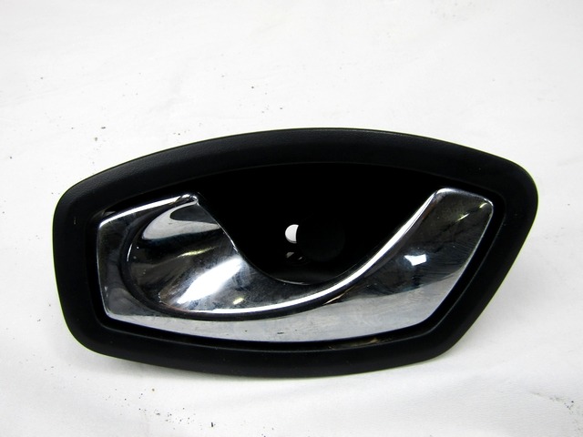 NOTRANJA KLJUKA  OEM N. 826730001R ORIGINAL REZERVNI DEL RENAULT SCENIC XMOD / SCENIC JZ0/1 MK3 R (2012 - 2016) DIESEL LETNIK 2012