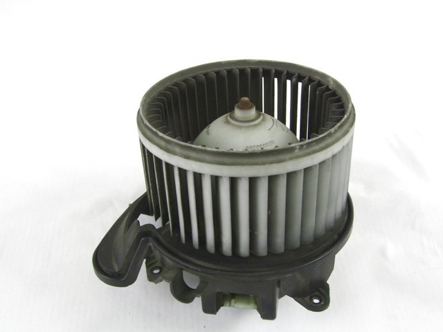 VENTILATOR  KABINE  OEM N. 77364951 ORIGINAL REZERVNI DEL FIAT GRANDE PUNTO 199 (2005 - 2012) DIESEL LETNIK 2006