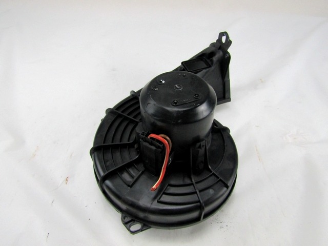 VENTILATOR  KABINE  OEM N. 13124703 ORIGINAL REZERVNI DEL OPEL MERIVA A X03 R (2006 - 2010) BENZINA/GPL LETNIK 2010