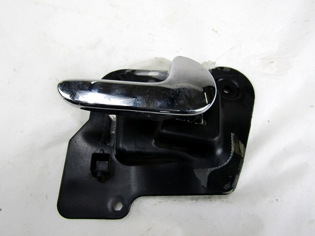 NOTRANJA KLJUKA  OEM N. 13121861 ORIGINAL REZERVNI DEL OPEL MERIVA A X03 R (2006 - 2010) BENZINA/GPL LETNIK 2010