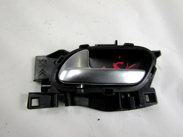 NOTRANJA KLJUKA  OEM N. 96605254VV ORIGINAL REZERVNI DEL PEUGEOT 208 CA CC MK1 (2012 -2019) DIESEL LETNIK 2012