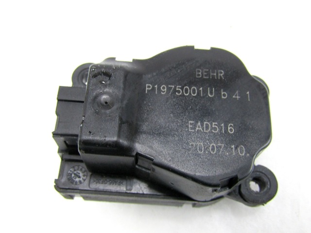 MOTORCEK OGREVANJA OEM N. P1975001U ORIGINAL REZERVNI DEL PEUGEOT 5008 0U 0E MK1 (2009 - 2013) DIESEL LETNIK 2010