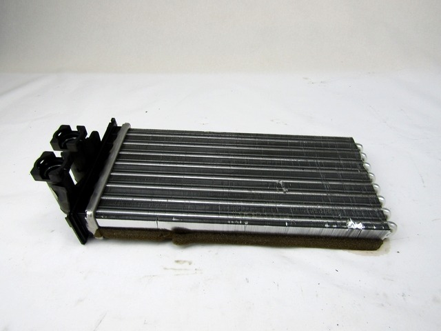 GRELEC RADIATORJA OEM N. 6448T9 ORIGINAL REZERVNI DEL PEUGEOT 5008 0U 0E MK1 (2009 - 2013) DIESEL LETNIK 2010