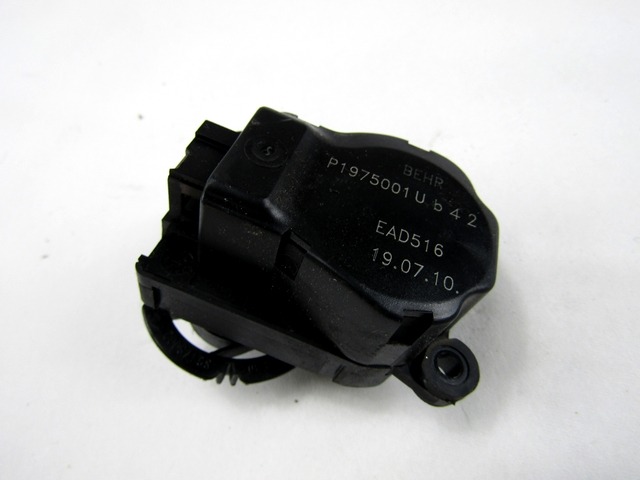 MOTORCEK OGREVANJA OEM N. P1975001U ORIGINAL REZERVNI DEL PEUGEOT 5008 0U 0E MK1 (2009 - 2013) DIESEL LETNIK 2010