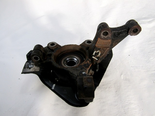 VRTLJIVI LEZAJ DESNO / PESTO KOLESA Z LEZAJEM SPREDAJ OEM N. 50702043 ORIGINAL REZERVNI DEL LANCIA MUSA 350 R (09/2007 - 8/2013) BENZINA/GPL LETNIK 2009