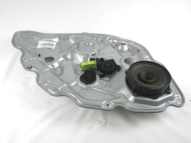 MEHANIZEM DVIGA ZADNJIH STEKEL  OEM N. 517585570 ORIGINAL REZERVNI DEL LANCIA MUSA 350 (2004 - 2007) DIESEL LETNIK 2005