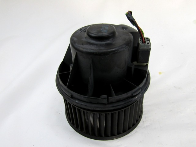 VENTILATOR  KABINE  OEM N. 3M5H-18456-AC ORIGINAL REZERVNI DEL FORD FOCUS CMAX DM2 MK1 (10/2003 - 03/2007) DIESEL LETNIK 2004