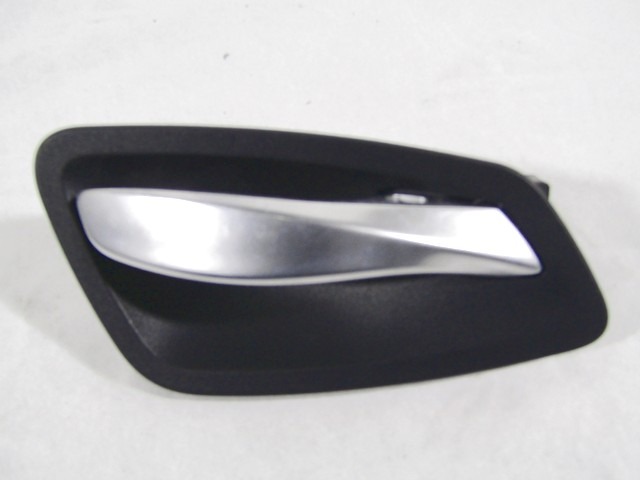 NOTRANJA KLJUKA  OEM N. 7144545 ORIGINAL REZERVNI DEL BMW SERIE 3 BER/SW/COUPE/CABRIO E90/E91/E92/E93 LCI R (2009 - 2012) DIESEL LETNIK 2009