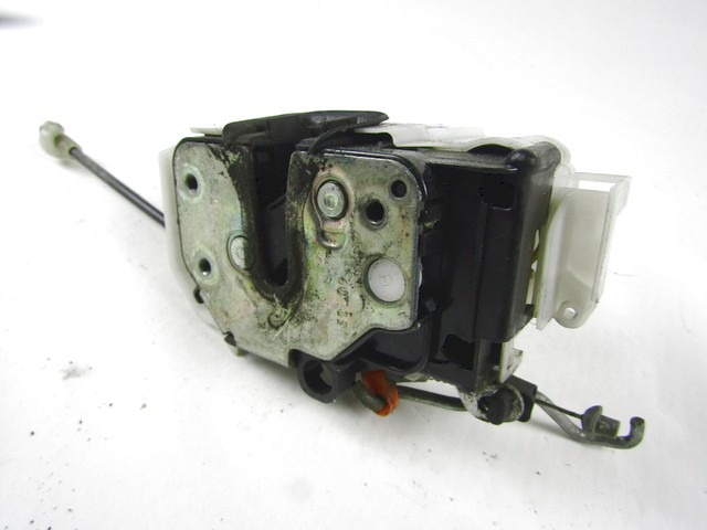 CENTRALNO ZAKLEPANJE PREDNIH LEVIH VRAT OEM N. 9135HX ORIGINAL REZERVNI DEL CITROEN NEMO VU (2008 - 2013) DIESEL LETNIK 2010