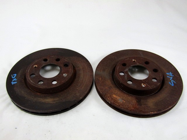 SPREDNJI ZAVORNI DISKI OEM N. 18897 Coppia dischi freno anteriori ORIGINAL REZERVNI DEL FIAT GRANDE PUNTO 199 (2005 - 2012) BENZINA LETNIK 2006