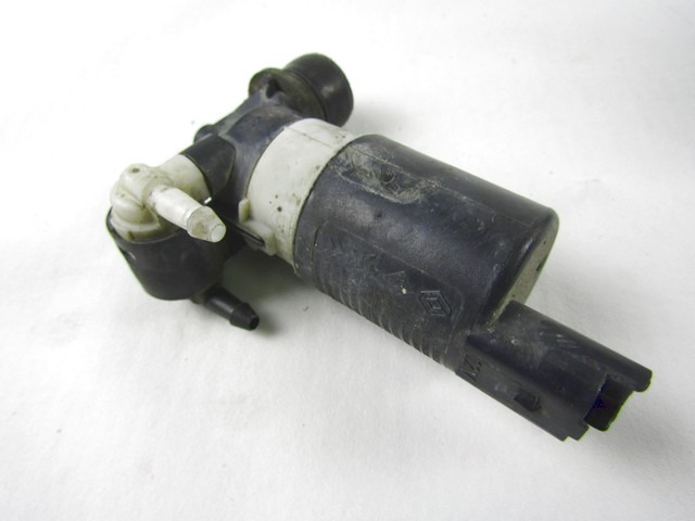 VODNA CRPALKA BRISALCEV OEM N. 8200031805 ORIGINAL REZERVNI DEL RENAULT SCENIC XMOD / SCENIC JZ0/1 MK3 (2009 - 2012) DIESEL LETNIK 2009