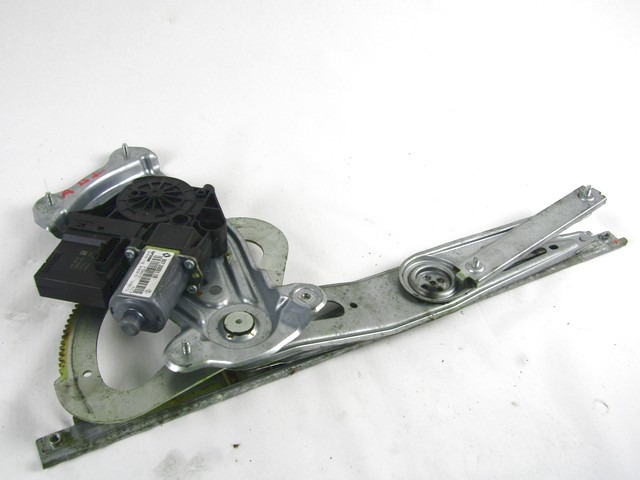 MEHANIZEM DVIGA SPREDNJIH STEKEL  OEM N. 807300011R ORIGINAL REZERVNI DEL RENAULT SCENIC XMOD / SCENIC JZ0/1 MK3 (2009 - 2012) DIESEL LETNIK 2009