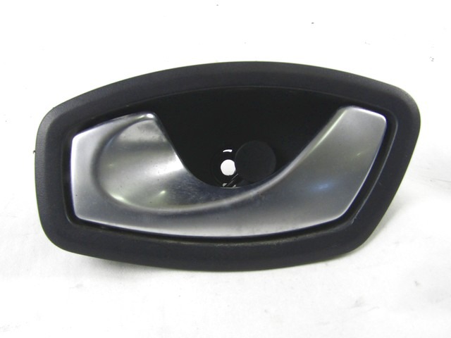 NOTRANJA KLJUKA  OEM N. 826730001R ORIGINAL REZERVNI DEL RENAULT SCENIC XMOD / SCENIC JZ0/1 MK3 (2009 - 2012) DIESEL LETNIK 2009