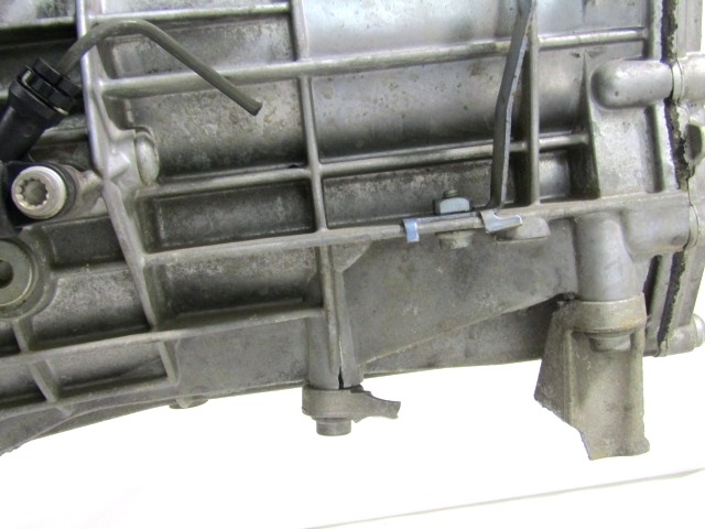 ROCNI MENJALNIK OEM N. (D)30390 Cambio meccanico ORIGINAL REZERVNI DEL AUDI A4 B8 8K2 BER/SW/CABRIO (2007 - 11/2015) DIESEL LETNIK 2010