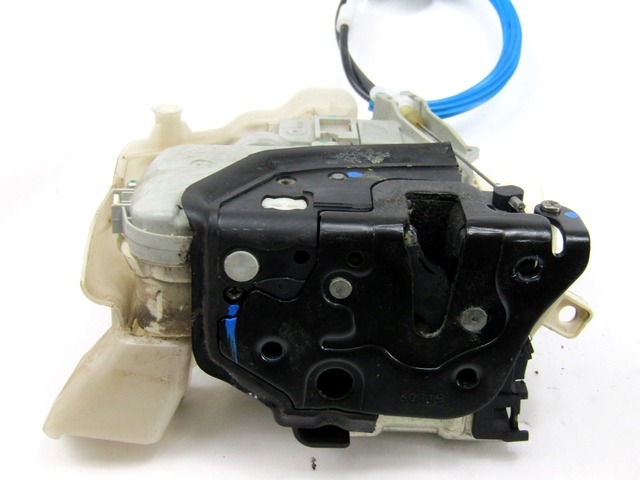 CENTRALNO ZAKLEPANJE PREDNIH LEVIH VRAT OEM N. 8J1837015C ORIGINAL REZERVNI DEL AUDI A4 B8 8K2 BER/SW/CABRIO (2007 - 11/2015) DIESEL LETNIK 2010