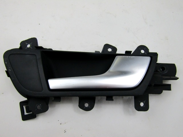 NOTRANJA KLJUKA  OEM N. 8K0839020 ORIGINAL REZERVNI DEL AUDI A4 B8 8K2 BER/SW/CABRIO (2007 - 11/2015) DIESEL LETNIK 2010