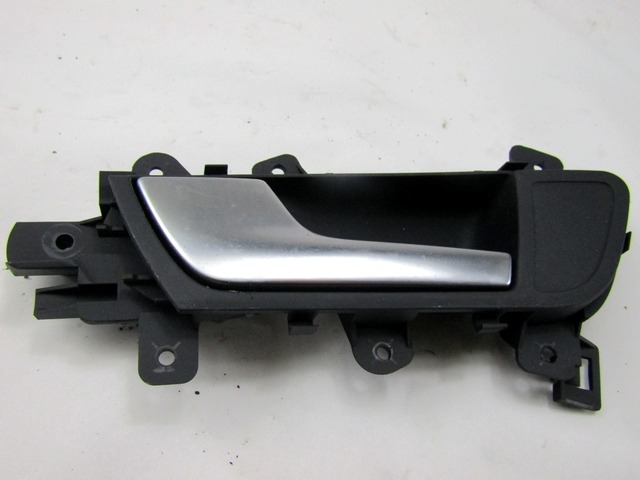 NOTRANJA KLJUKA  OEM N. 8K0839019 ORIGINAL REZERVNI DEL AUDI A4 B8 8K2 BER/SW/CABRIO (2007 - 11/2015) DIESEL LETNIK 2010