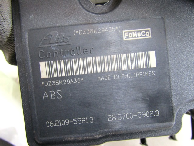 ABS AGREGAT S PUMPO OEM N. 8V512M110AD ORIGINAL REZERVNI DEL FORD FIESTA CB1 CNN MK6 (09/2008 - 11/2012) BENZINA LETNIK 2009