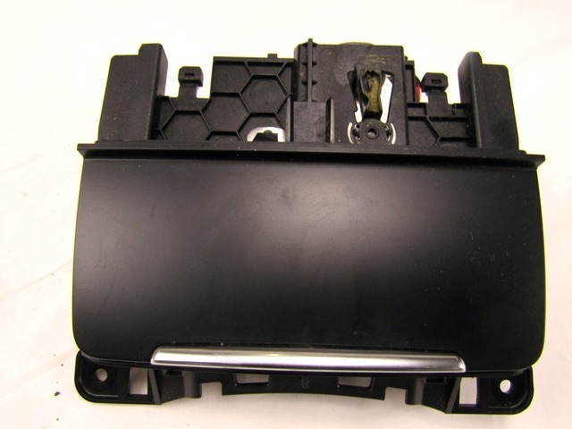 PEPELNIK / DRZALA ZA PIJACO OEM N. 8K0857951 ORIGINAL REZERVNI DEL AUDI A4 B8 8K2 BER/SW/CABRIO (2007 - 11/2015) DIESEL LETNIK 2011