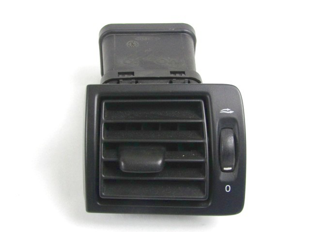 ODVOD ZRAKA OEM N. 30715098 ORIGINAL REZERVNI DEL VOLVO V50 545 (2004 - 05/2007) DIESEL LETNIK 2005