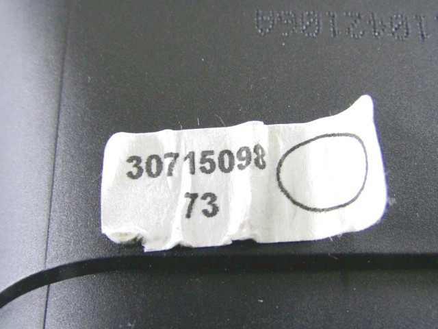 ODVOD ZRAKA OEM N. 30715098 ORIGINAL REZERVNI DEL VOLVO V50 545 (2004 - 05/2007) DIESEL LETNIK 2005