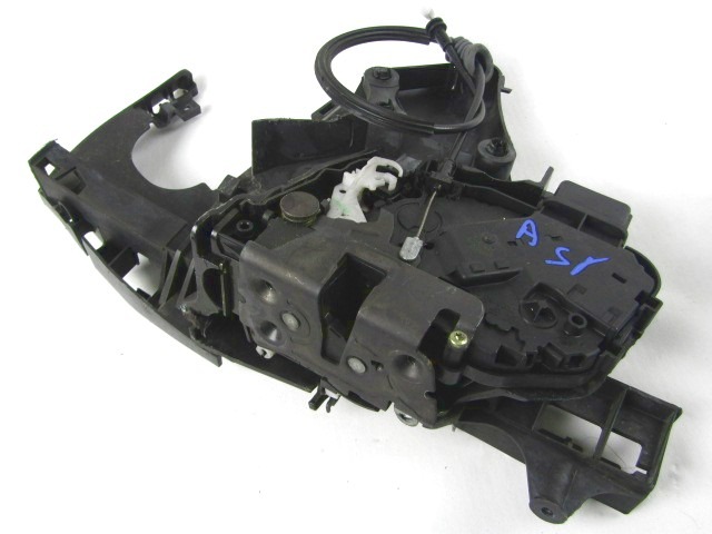 CENTRALNO ZAKLEPANJE PREDNIH LEVIH VRAT OEM N. 30753657 ORIGINAL REZERVNI DEL VOLVO V50 545 (2004 - 05/2007) DIESEL LETNIK 2005