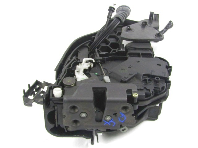 CENTRALNA KLJUCAVNICA ZADJIH LEVIH VRAT OEM N. 30753667 ORIGINAL REZERVNI DEL VOLVO V50 545 (2004 - 05/2007) DIESEL LETNIK 2005