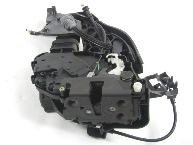 CENTRALNO ZAKLEPANJE ZADNJIH DESNIH VRAT OEM N. 30699803 ORIGINAL REZERVNI DEL VOLVO V50 545 (2004 - 05/2007) DIESEL LETNIK 2005