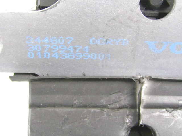 ZAKLEPANJE PRTLJA?NIH VRAT  OEM N. (D) ORIGINAL REZERVNI DEL VOLVO V50 545 (2004 - 05/2007) DIESEL LETNIK 2005