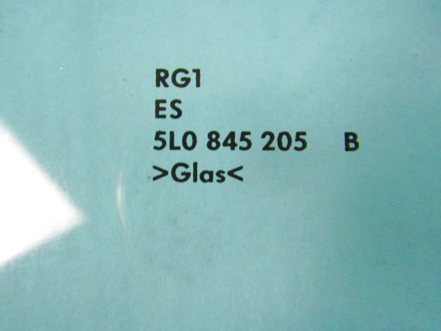 ZADNJA LEVA STEKLO OEM N. 5L0845205B ORIGINAL REZERVNI DEL SKODA YETI 5L (7/2009 - 10/2013)BENZINA LETNIK 2011