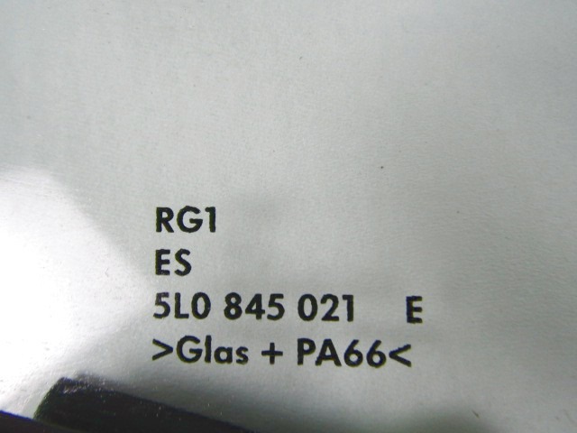 STEKLO SPREDNJIH LEVIH VRAT OEM N. 5L0845021E ORIGINAL REZERVNI DEL SKODA YETI 5L (7/2009 - 10/2013)BENZINA LETNIK 2011