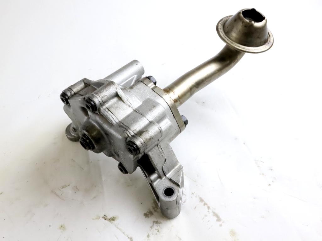 PUMPA OLJA OEM N. 03G115105 ORIGINAL REZERVNI DEL VOLKSWAGEN GOLF PLUS 5M1 521 MK1 (2004 - 2009) DIESEL LETNIK 2007