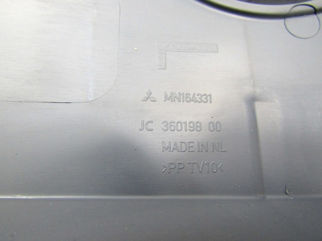 MONTA?NI DELI /  ARMATURNE PLOSCE SPODNJI OEM N. MN164331 ORIGINAL REZERVNI DEL MITSUBISHI COLT Z30 Z3_A Z2_A MK6 (2004 - 2009) BENZINA LETNIK 2007