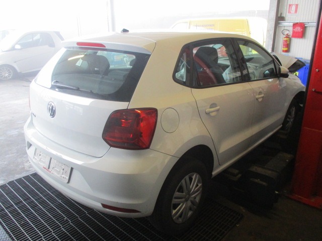 VOLKSWAGEN POLO 1.0 B 44KW 5M 5P (2015) RICAMBI IN MAGAZZINO