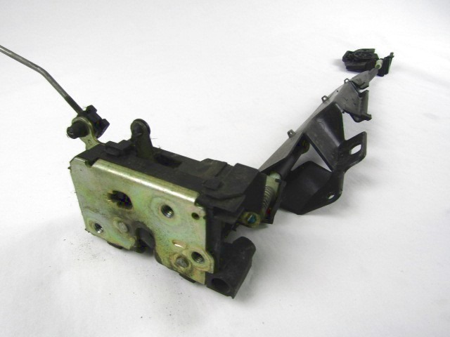 CENTRALNI ZAKLEP SPREDNJIH VRAT  OEM N. 46759789 ORIGINAL REZERVNI DEL LANCIA Y 840 (1996 - 2000) BENZINA LETNIK 1999