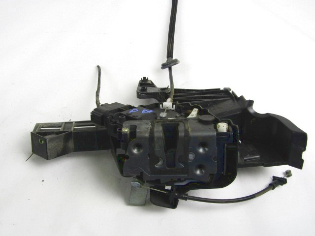 CENTRALNO ZAKLEPANJE ZADNJIH DESNIH VRAT OEM N. 4M5A-A26412-BC ORIGINAL REZERVNI DEL FORD FOCUS DA HCP DP MK2 BER/SW (2005 - 2008) DIESEL LETNIK 2005