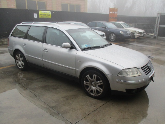 VOLKSWAGEN PASSAT 1.9 D 96KW 6M 5P (2002) RICAMBI IN MAGAZZINO