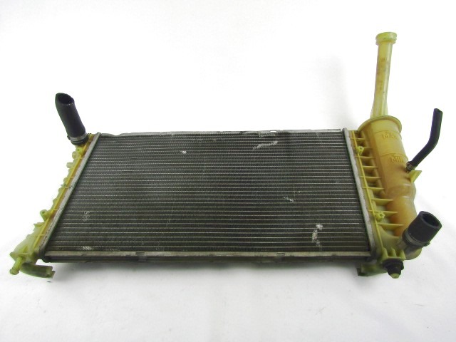 RADIATOR VODE OEM N. 51859376 ORIGINAL REZERVNI DEL LANCIA Y YPSILON 843 R (2006 - 2011) BENZINA/GPL LETNIK 2009