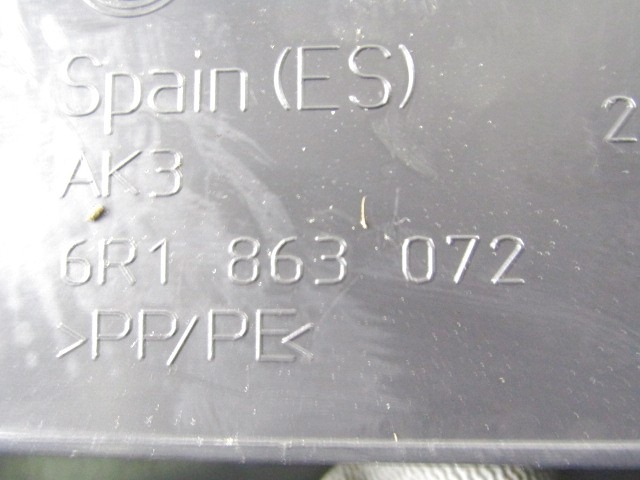 PREDAL ZA DOKUMENTE OEM N. 6R1863072 ORIGINAL REZERVNI DEL VOLKSWAGEN POLO 6R1 6C1 R (02/2014 - 2017) BENZINA LETNIK 2015