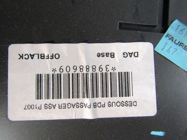 PREDAL ZA DOKUMENTE OEM N. 8626141 ORIGINAL REZERVNI DEL VOLVO V50 545 R (2007 - 2012) BENZINA/ETANOLO LETNIK 2008