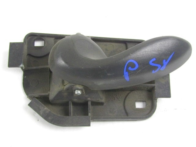 NOTRANJA KLJUKA  OEM N. 735268773 ORIGINAL REZERVNI DEL FIAT PUNTO 188 MK2 R (2003 - 2011) DIESEL LETNIK 2010