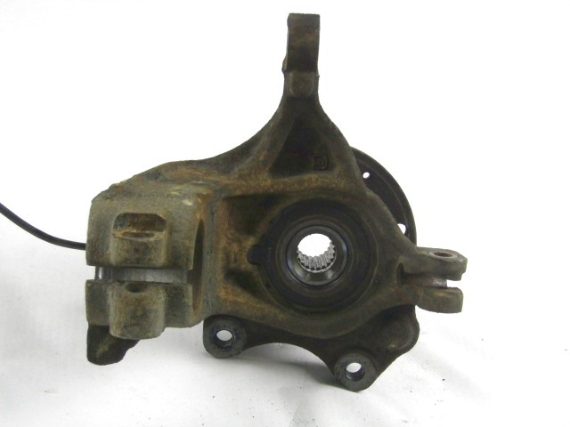 VRTLJIVI LEZAJ DESNO / PESTO KOLESA Z LEZAJEM SPREDAJ OEM N. 1607557580 ORIGINAL REZERVNI DEL CITROEN C3 / PLURIEL MK1 (2002 - 09/2005) DIESEL LETNIK 2003