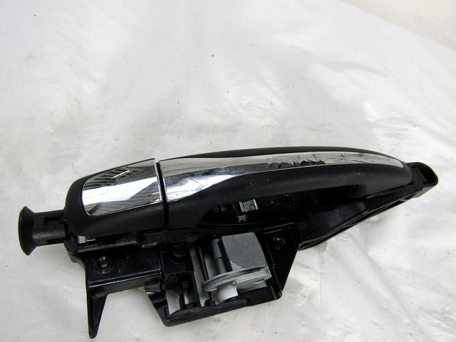 ZUNANJA KLJUKA ZADNJA LEVA VRATA OEM N. 9672961180 ORIGINAL REZERVNI DEL CITROEN C3 PICASSO MK1R (2012 - 2017) DIESEL LETNIK 2015