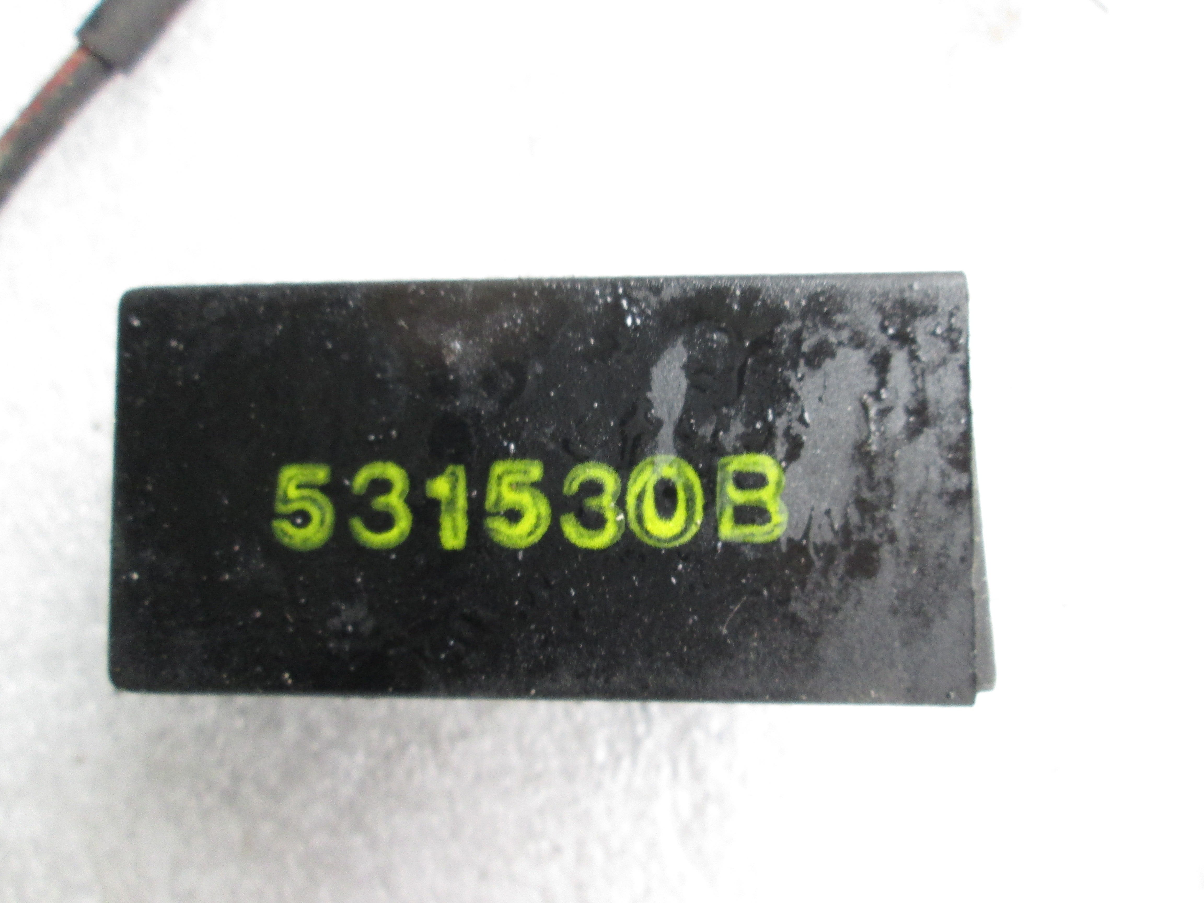 RELE' OEM N. 531530B ORIGINAL REZERVNI DEL AUDI A8 D2/4D (1994 - 2002) BENZINA LETNIK 1996