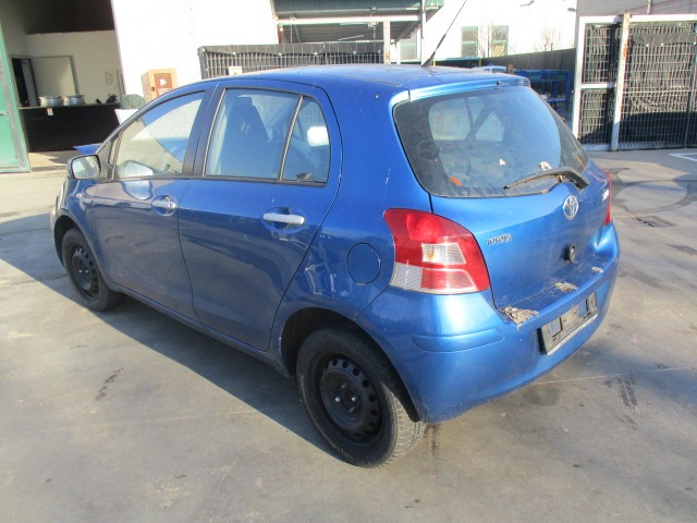 TOYOTA YARIS 1.0 B 51KW 5M 5P (2011) RICAMBI IN MAGAZZINO