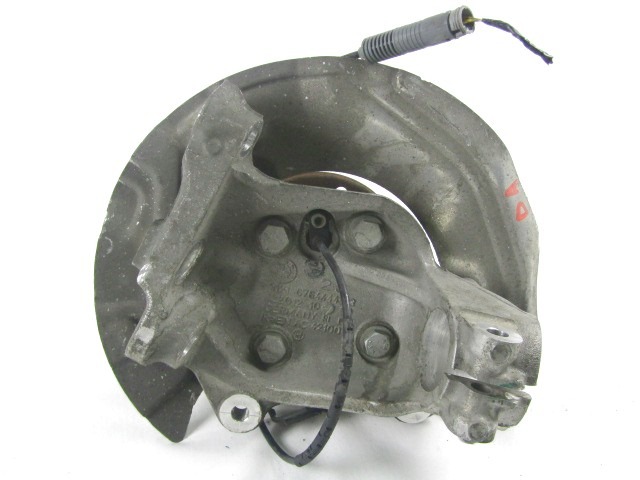 VRTLJIVI LEZAJ DESNO / PESTO KOLESA Z LEZAJEM SPREDAJ OEM N. 31216764444 ORIGINAL REZERVNI DEL BMW SERIE 1 BER/COUPE/CABRIO E81/E82/E87/E88 (2003 - 2007) BENZINA LETNIK 2006