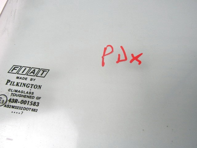 STEKLO ZADNJIH DESNIH VRAT OEM N. 51869145 ORIGINAL REZERVNI DEL FIAT GRANDE PUNTO 199 (2005 - 2012) BENZINA LETNIK 2007