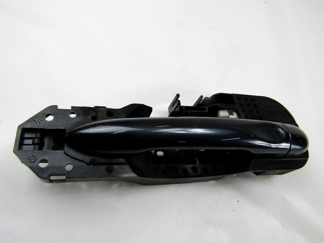 ZUNANJA KLJUKA ZADNJA DESNA VRATA OEM N. 806B02596R ORIGINAL REZERVNI DEL RENAULT MEGANE MK3 BZ0/1 B3 DZ0/1 KZ0/1 BER/SPORTOUR/ESTATE (2009 - 2015) DIESEL LETNIK 2011