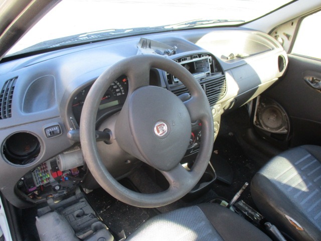 FIAT PUNTO 1.2 M 44KW 5M 5P (2009) RICAMBI IN MAGAZZINO