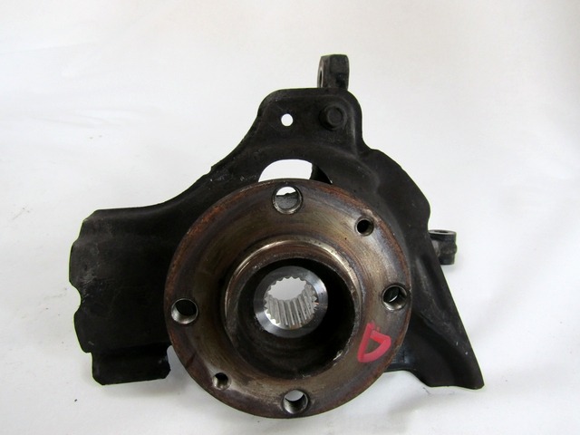 VRTLJIVI LEZAJ DESNO / PESTO KOLESA Z LEZAJEM SPREDAJ OEM N. 46528901 ORIGINAL REZERVNI DEL FIAT PUNTO 188 MK2 R (2003 - 2011) BENZINA/METANO LETNIK 2009